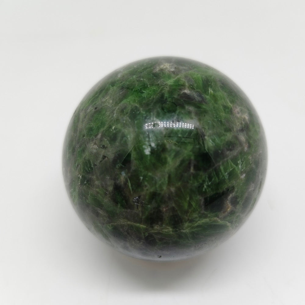 271.7g natural diopside sphere ornaments healing