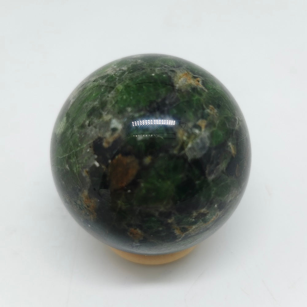 139.3g natural diopside sphere ornaments healing