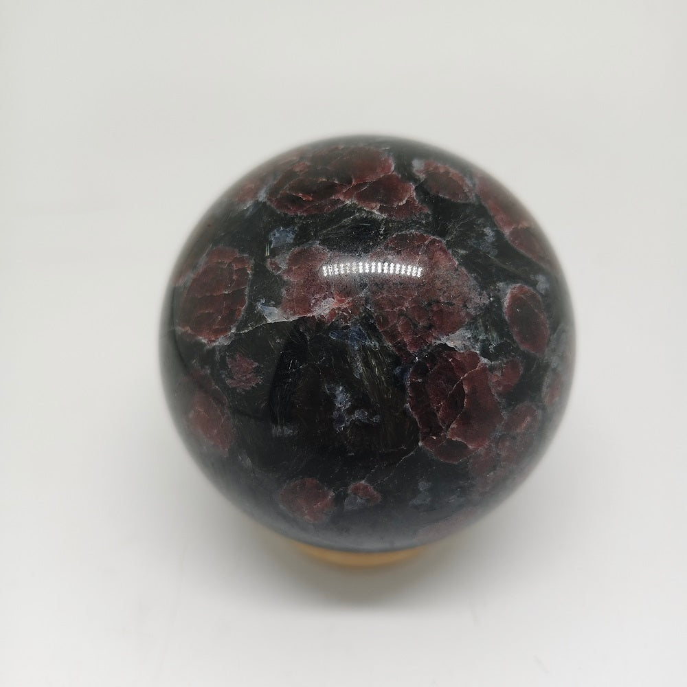 573.8g natural garnet & ashtrophylite sphere ornaments healing