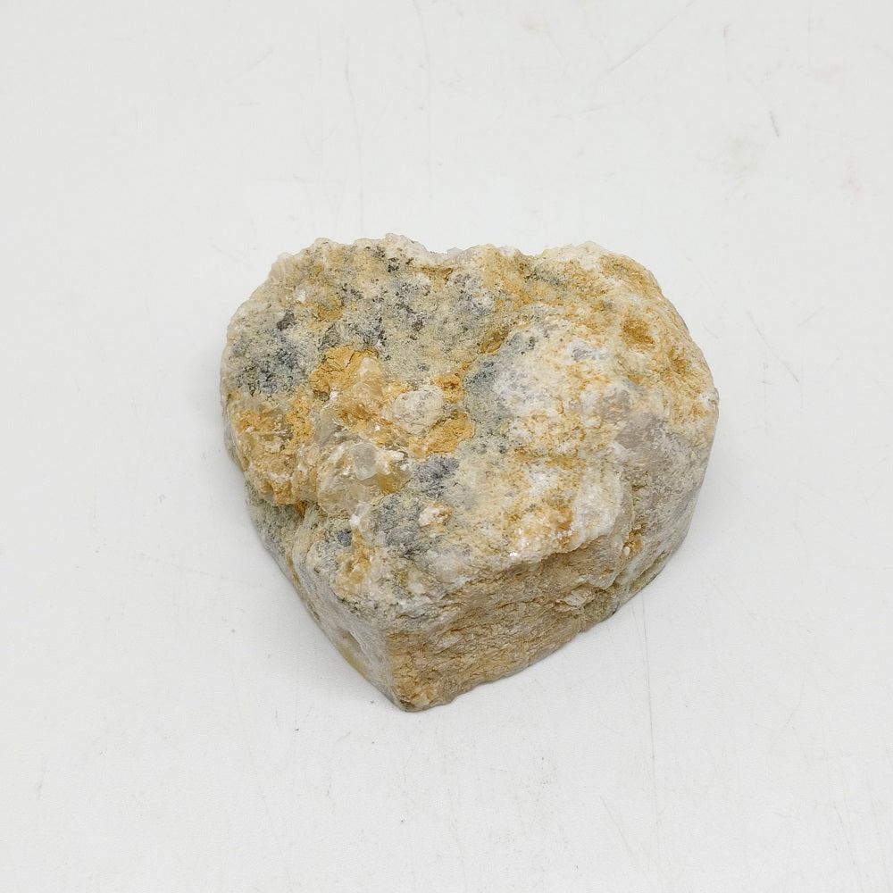 white agate geodo heart ornaments healing 72.8g