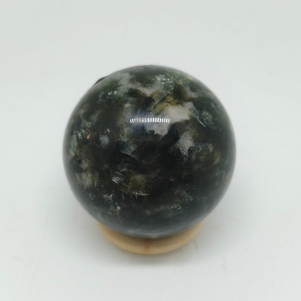 natural green mica sphere ornaments healing 238g