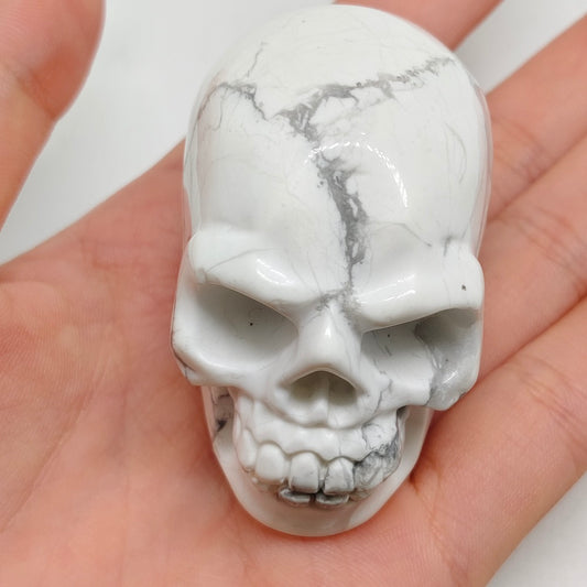 howlite skull carving ornaments healing 109.3g