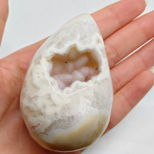 agate geode carving ornaments healing 139.3g