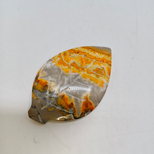 bumble bee jasper leaves carving ornaments healing 19.9g