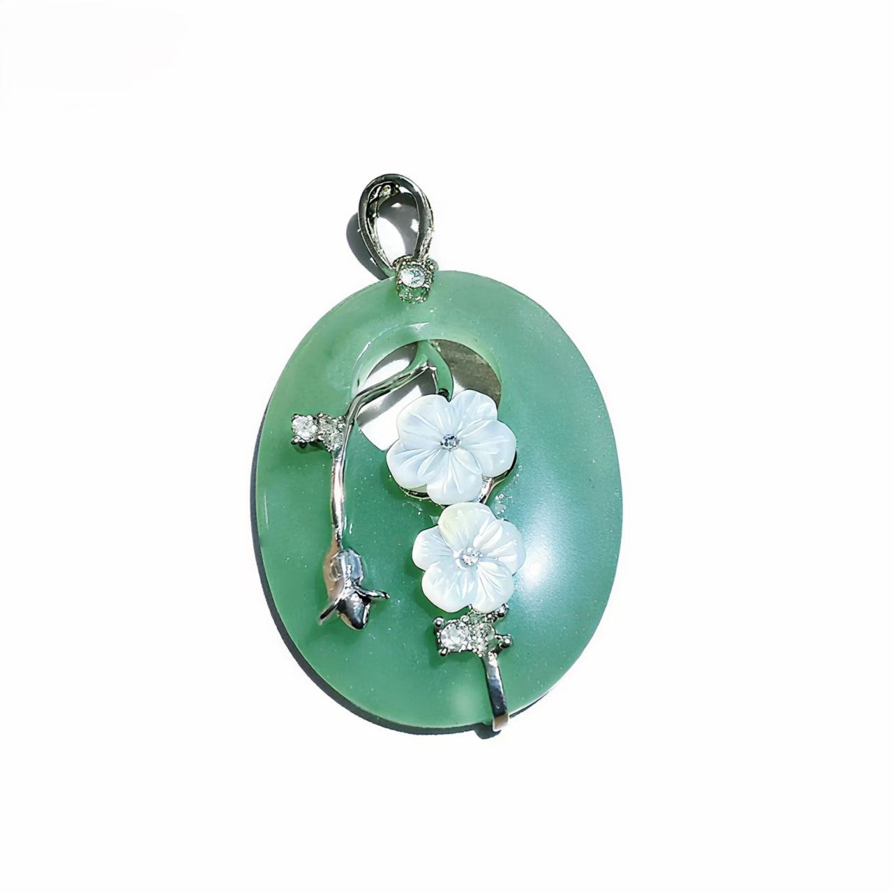 Green Aventurine Pendants Retro Interlacing Flower Necklace For Women Men Girls