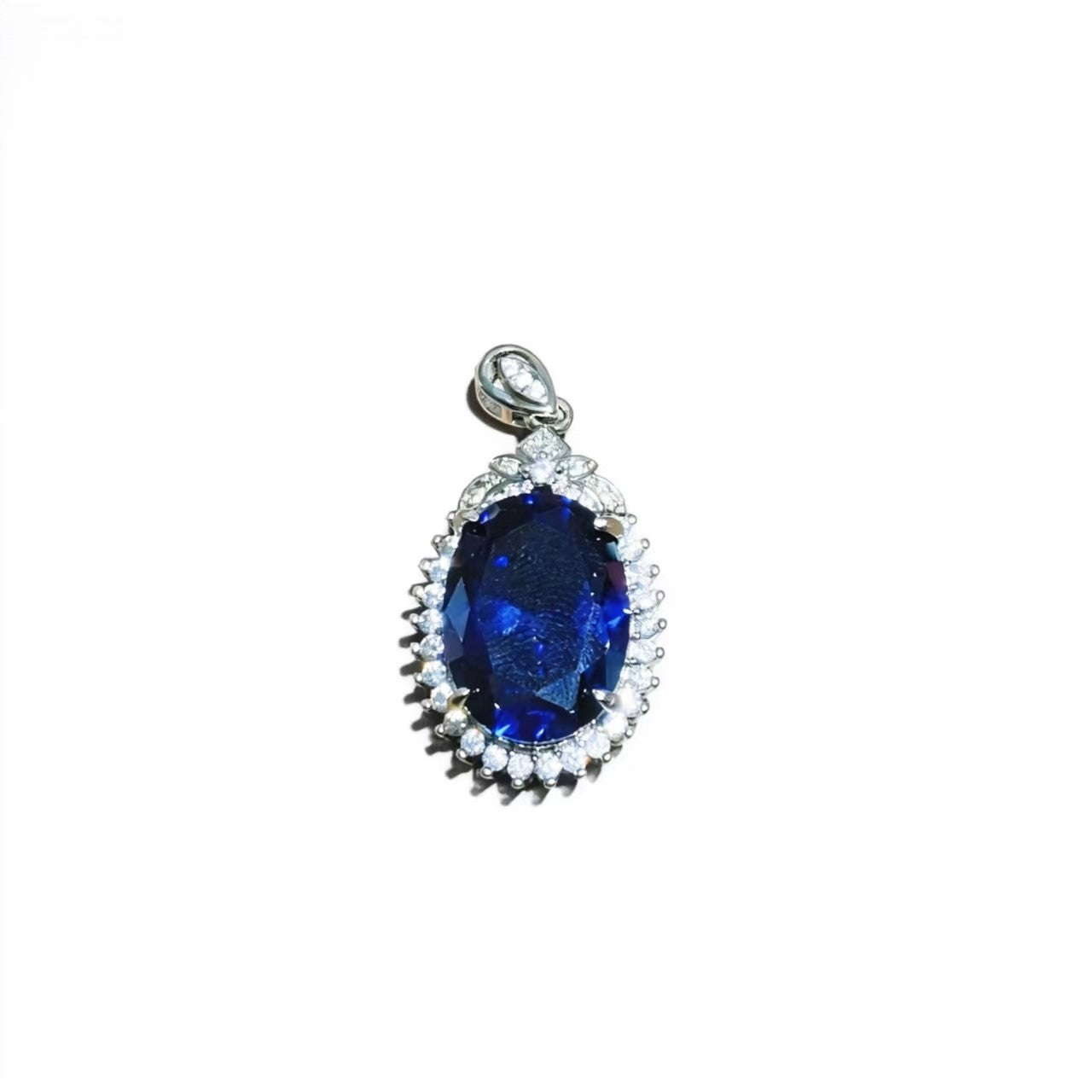 High-end Luxury Oval Seiko Inlay Dark Blue Zircon Pendants Silver-plated Accessories For Women Jewelry Gifts