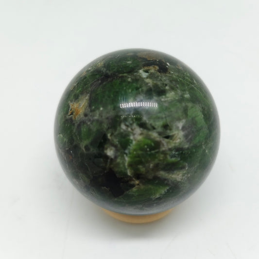 139.3g natural diopside sphere ornaments healing