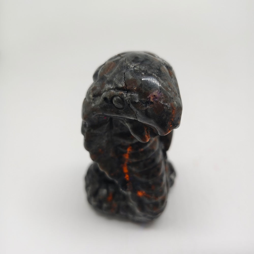 yooperlite snake carving ornaments healing 248g
