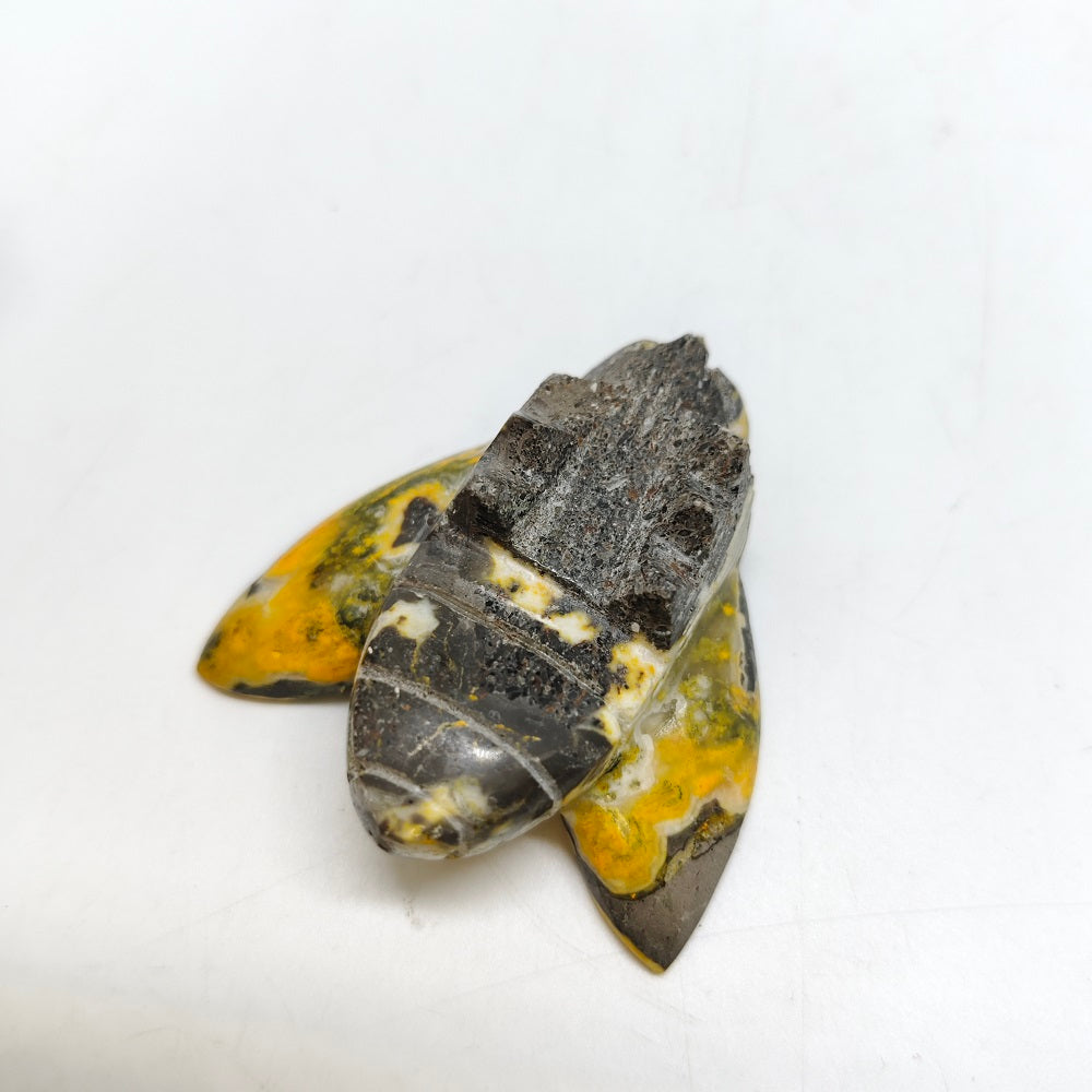 bumble bee jasper bee carving ornaments healing 47.5g
