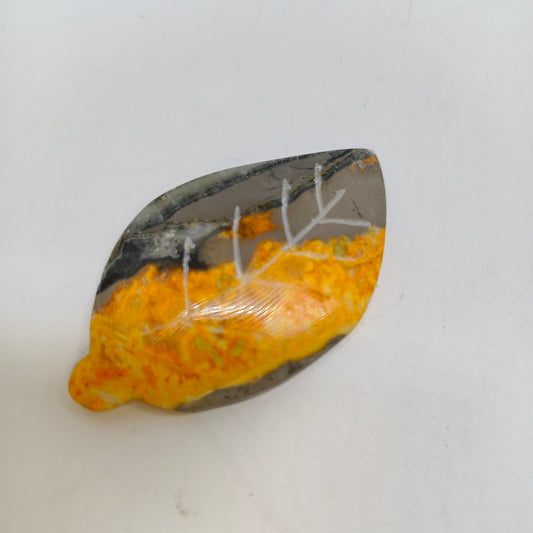 bumble bee jasper leaves carving ornaments healing 16.5g
