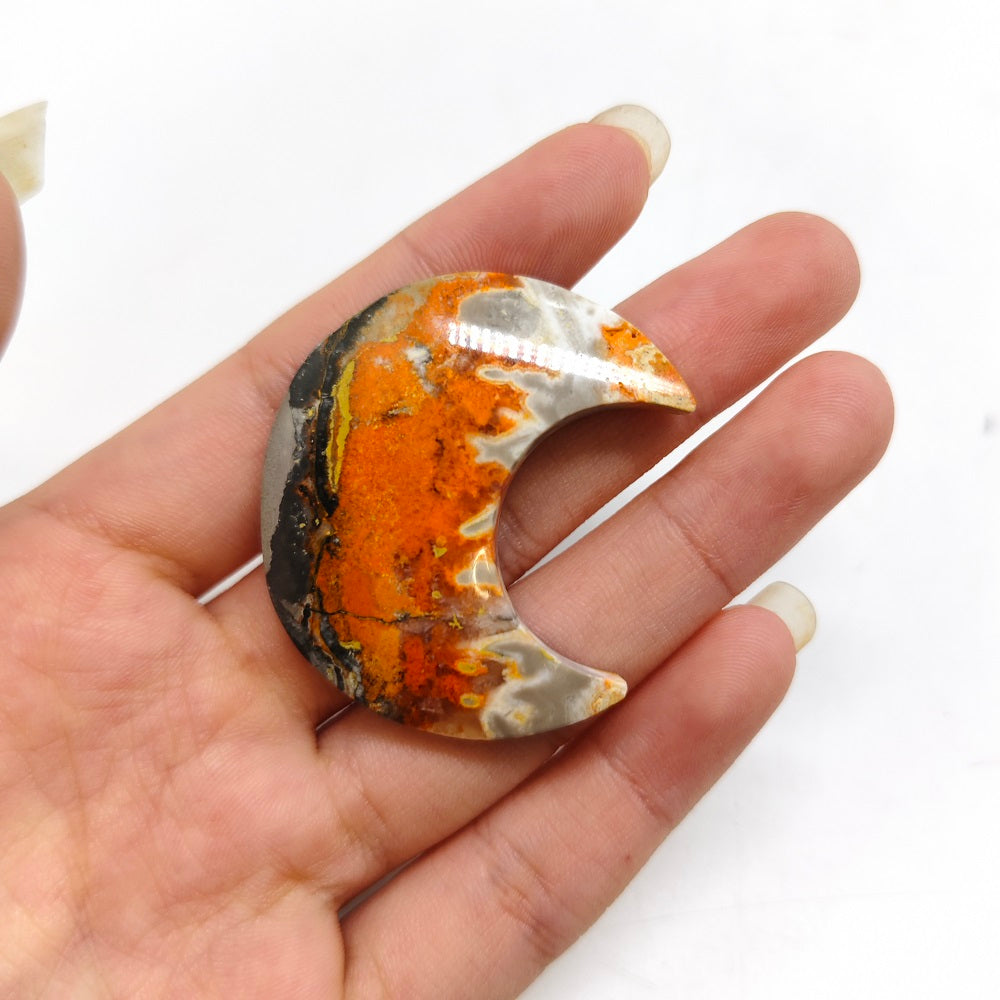 bumble bee jasper moon carving ornaments healing 12g