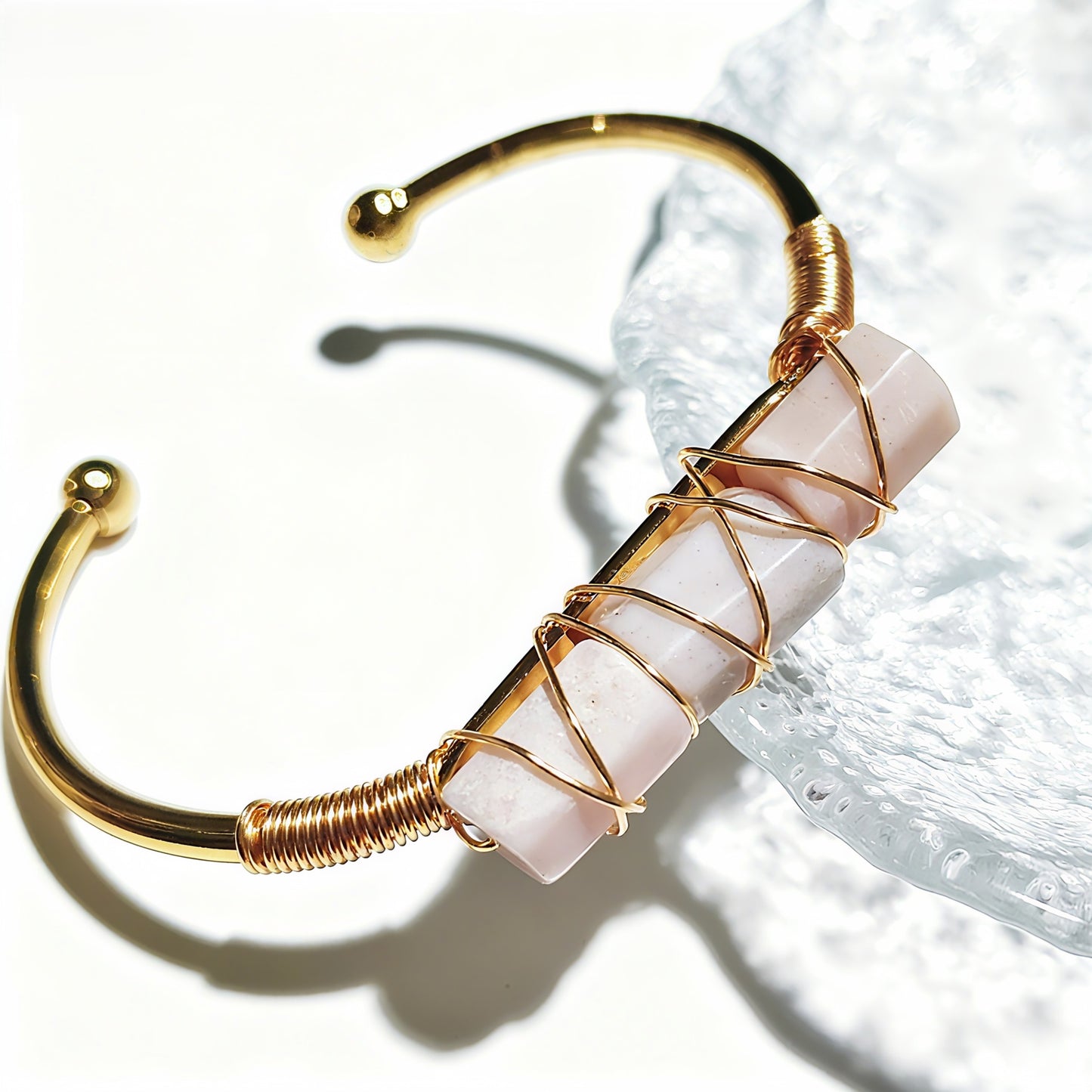 Wire Wrapped Crystal Cuff Bangle For Women Natural Quartz Crystal Gold Bracelet Romatic Lover Handmade Jewelry Gifts